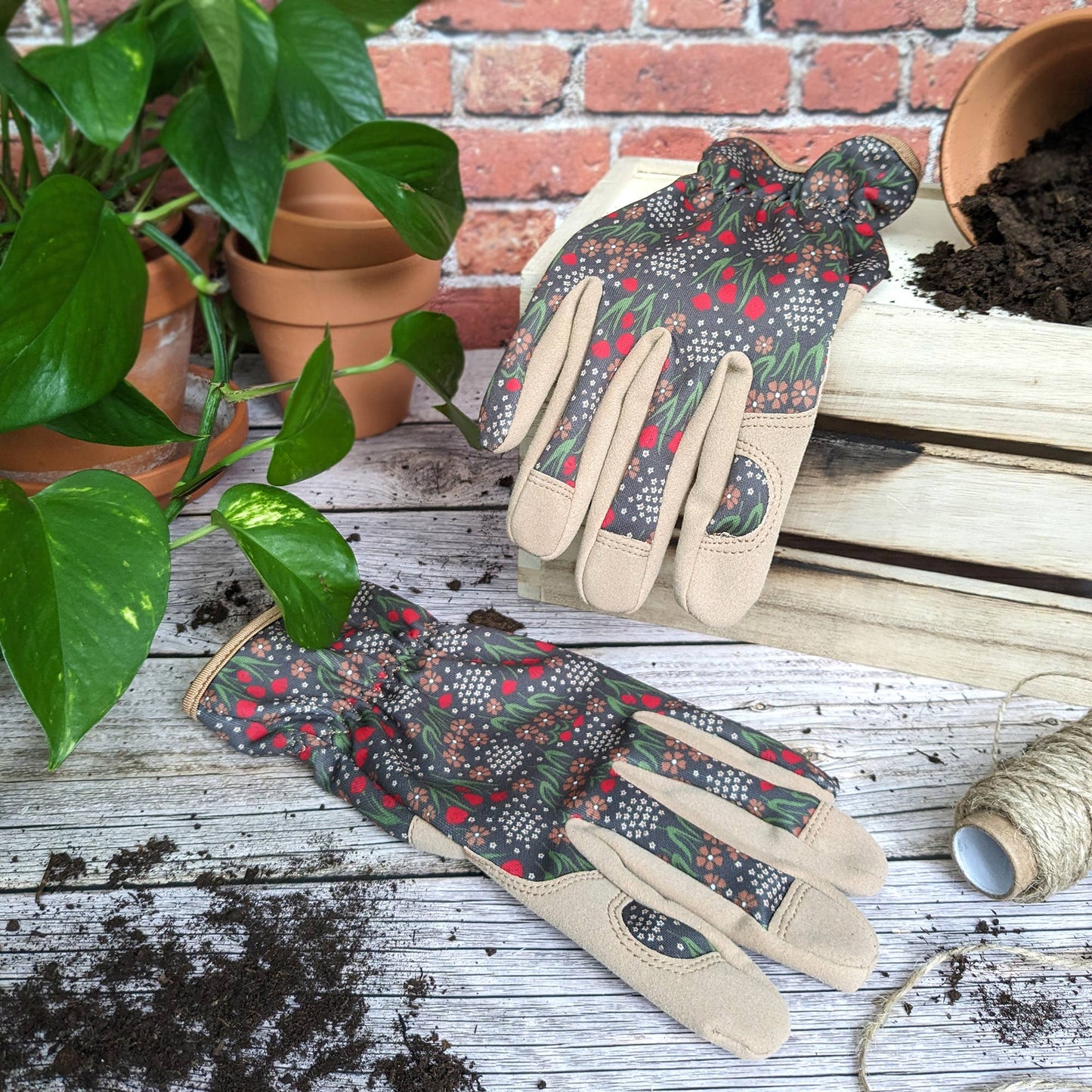 Willow & Belle Gardening Gloves - Dark Green Meadow