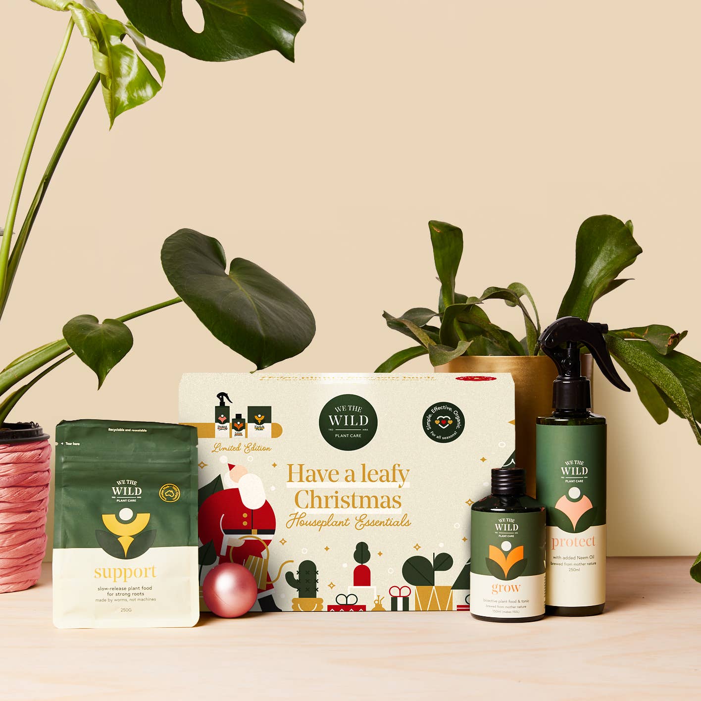 Santa Essential Plant Care Kit